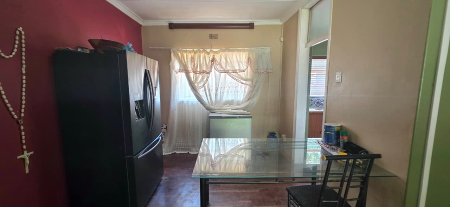3 Bedroom Property for Sale in Seemeeupark Free State